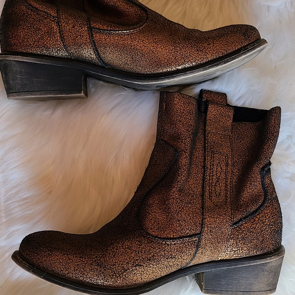 Charles David Ankle Bootie